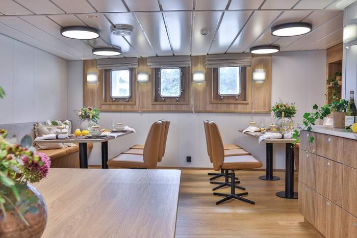 MV Vikingfjord Dining Area Mid 2 Secret Atlas.jpg